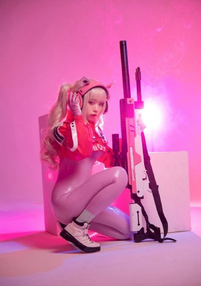 在ktv做公主被客人吸奶头_1080P手机在线看